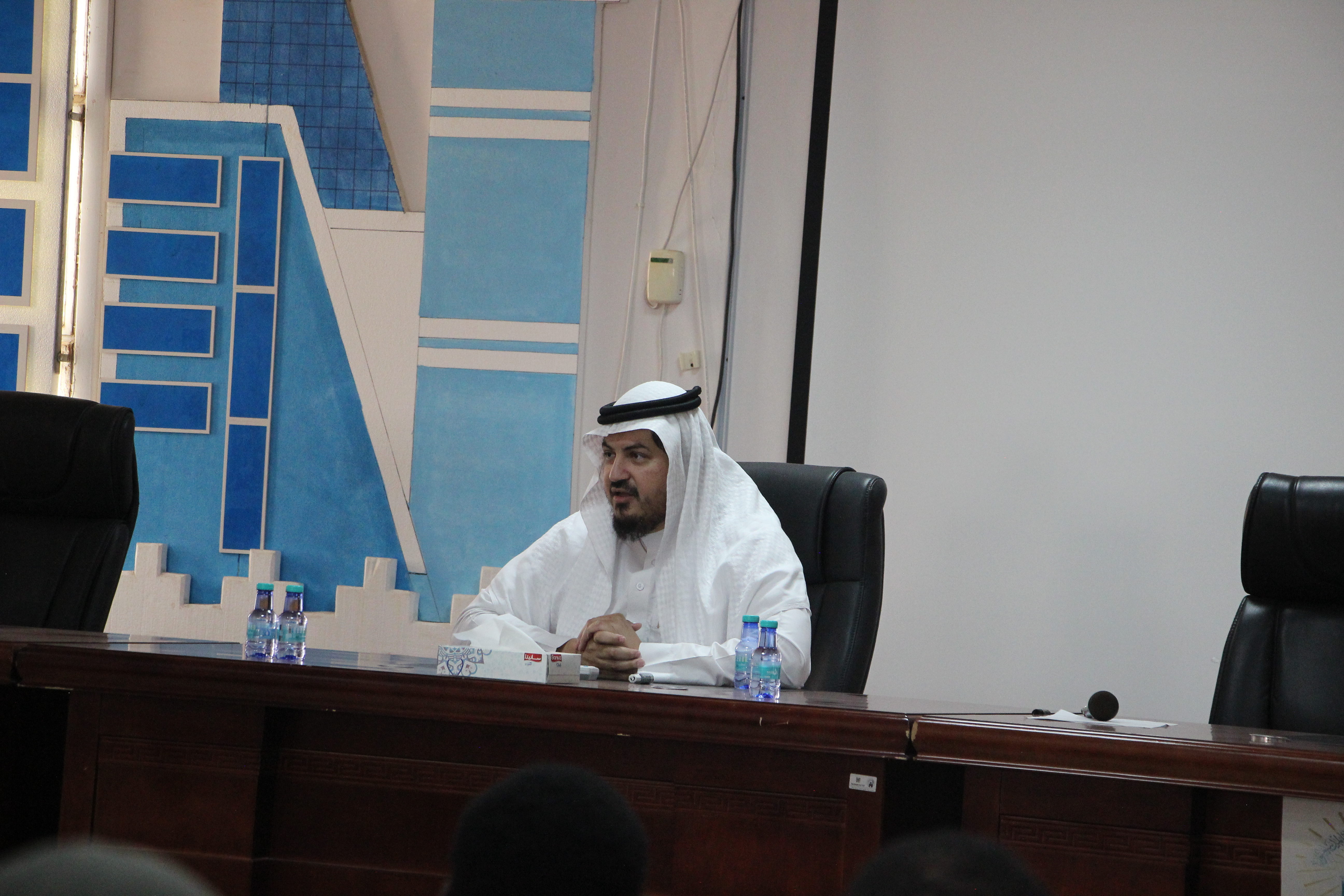 أقام معهد تعليم اللغة العربية بالتعاون مع وحدة التوعية الفكرية بالجامعة الإسلامية لقاءً توعوياً لطلاب المعهد ضمن سلسة برامج توعية مقدمة للطلاب والذي كان بعنوان (بناء شخصية المسلم)